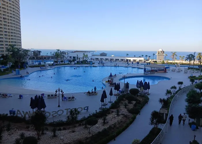 - Porto Sokhna Pyramids Sea View
